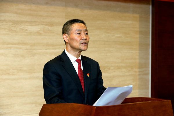 人生就是博官网集团一届一次全委会选举出新一届辅导集体 斯泽夫当选人生就是博官网党委书记